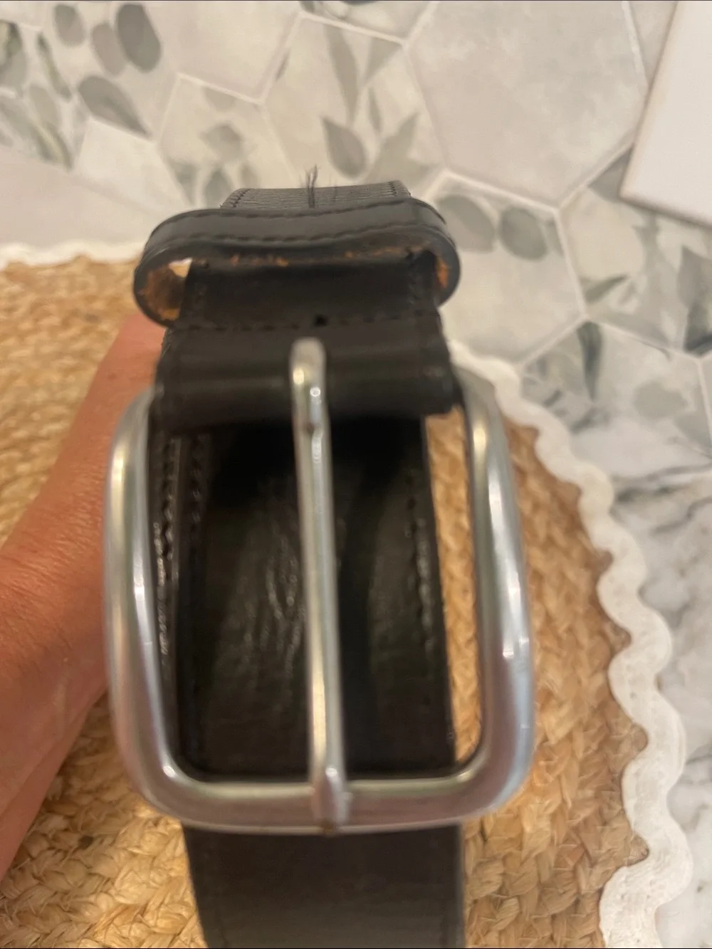 J.Crew Mens Classic Genuine Leather Belt with Silver Buckle